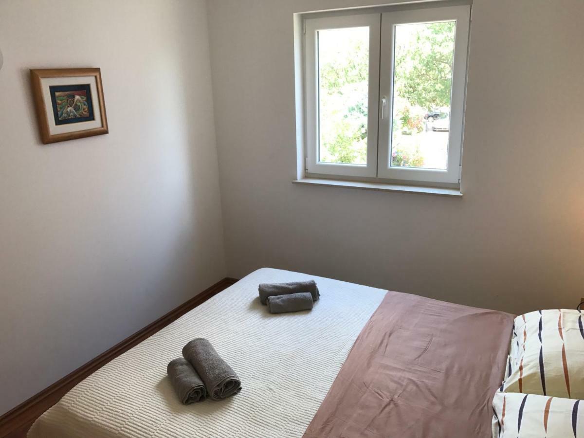Apartmani Marija Klimno B Bagian luar foto