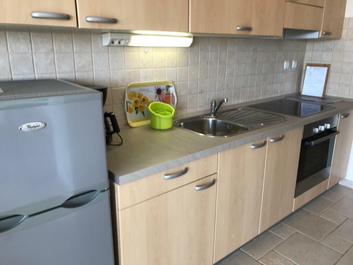 Apartmani Marija Klimno B Bagian luar foto
